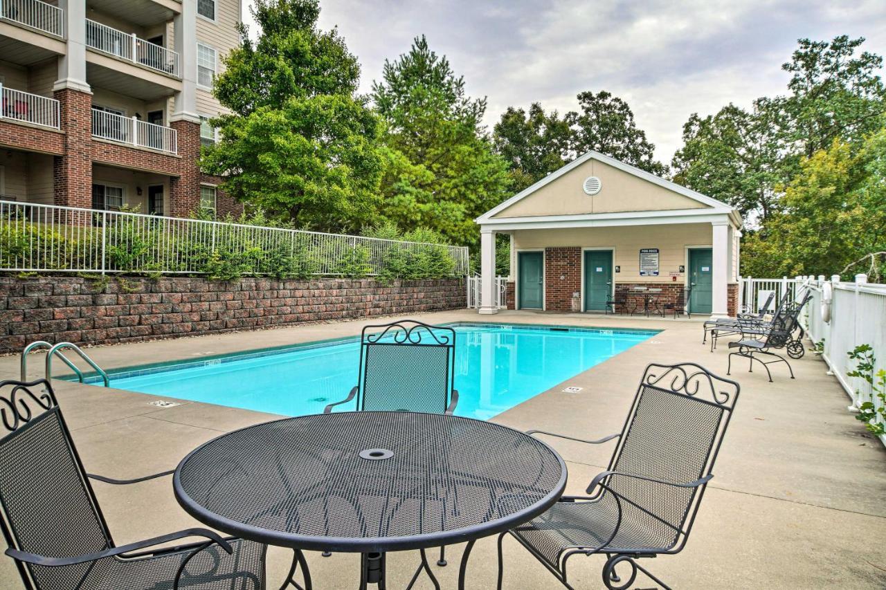 Inviting Branson Condo With Outdoor Dining Area Extérieur photo