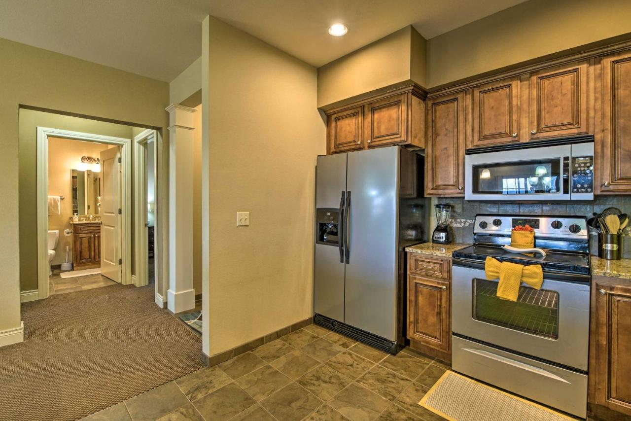 Inviting Branson Condo With Outdoor Dining Area Extérieur photo